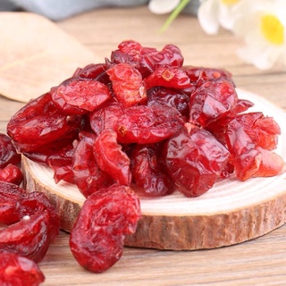 แครนเบอร์รี่อบแห้ง Dried cranberryไร้เมล็ด เนื้อหนึบหนับ เปรี้ยวหวาน รสธรรมชาติ ไม่มีน้ำตาล 500g พร้อมทาน