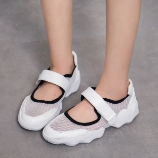 Pre order รองเท้าผ้าใบแฟชั่นใส่น่ารัก size35-40