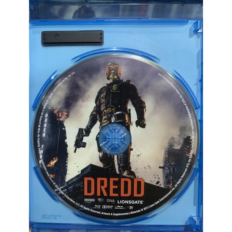 dredd-bluray-แท้-มือสองน่าสะสม-2d-3d-หายาก