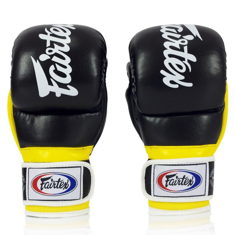 ภาพหน้าปกสินค้าSuper Sparring Grappling Gloves "FGV18" จากร้าน fairtex.official บน Shopee