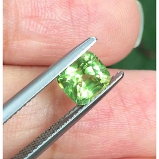 พลอยเพอริดอท(Peridot)นน1.59กะรัต