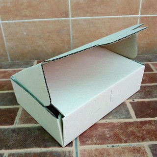 แพค 5 กล่อง (สีน้ำตาล)  เบอร์ A , ขนาด ก กล่องแพคของ กล่องพัสดุ กล่องไปรษณีย์  ขนาดกล่อง 14 x 20 x 6 ซ.ม.