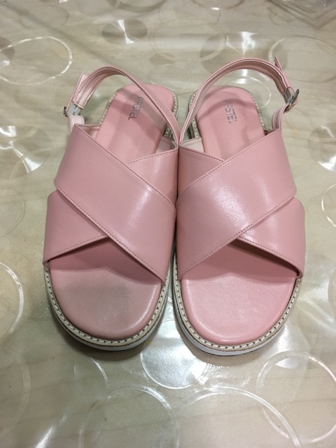 รองเท้าแตะรัดส้นสไตล์เกาหลี-สีชมพู-size-37-40-มือ1-ไม่เคยใส่