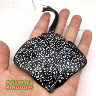 Animal Kingdom - โมเดลสัตว์ ปลากระเบนหางวัว ดำจุด ขนาด 11.00 CM (จากสงขลา)