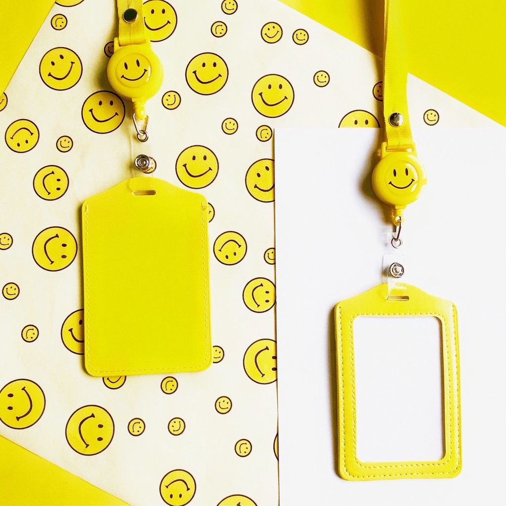 สายคล้องบัตรหน้ายิ้มสีเหลือง-id-holder