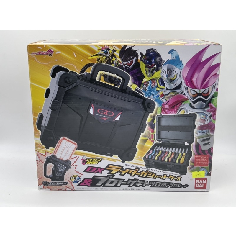 โปรโตกาแชท-kamen-rider-ex-aid-dx-proto-gashat-rider-gashat-case-ครบชุด-มือ2-สภาพดี