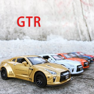 1/32 Nissan GTR Diecast อัลลอยด์ดึงกลับรถของเล่นของขวัญ / ของสะสม / เด็ก