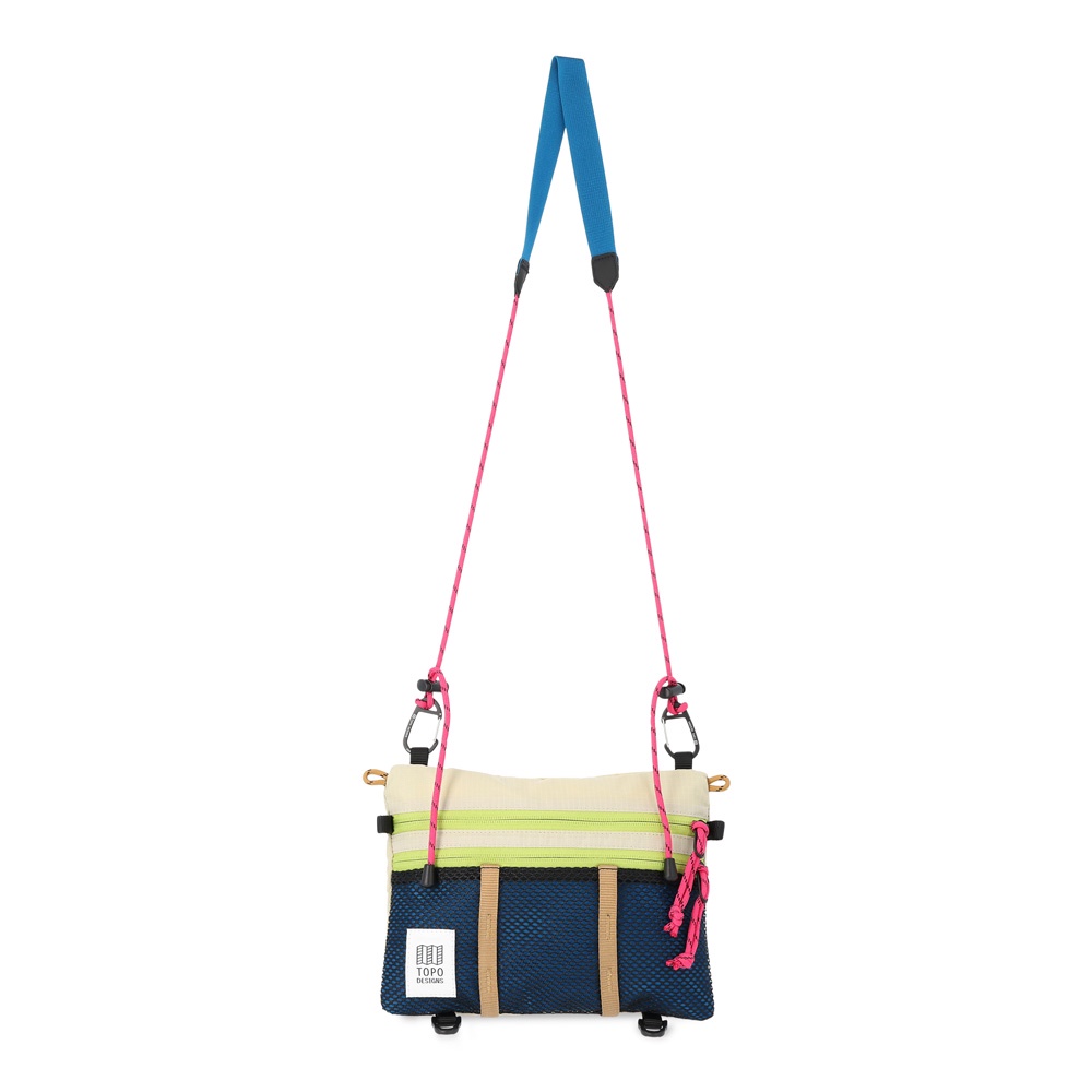 topo-designs-กระเป๋าสะพายข้าง-รุ่น-mountain-accessory-shoulder-bag-bone-white-blue