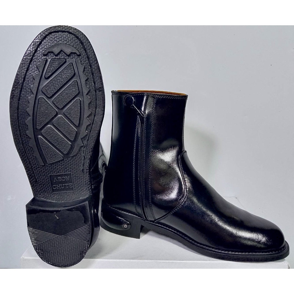 รองเท้าฮาฟ-รองเท้าหนังแท้ล้าน-สีดำ-รุ่น-603-สูง9-นิ้ว-ซิบเดี่ยว-รองเท้าตำรวจ-รองเท้าทหาร-ทนทาน-พื้นยางอย่างดี-สีดำ