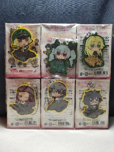 girls-und-panzer-rubber-strap-กล่องบุบเล็กน้อย