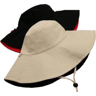 ภาพขนาดย่อของภาพหน้าปกสินค้าR.103 พร้อมส่ง หมวกแฟชั่น Bucket มีสายคล้องคาง หมวกใส่ได้2ด้าน หมวกบักเก็ตมี 8 สี R.103 จากร้าน t4z0xvgjd3 บน Shopee ภาพที่ 4
