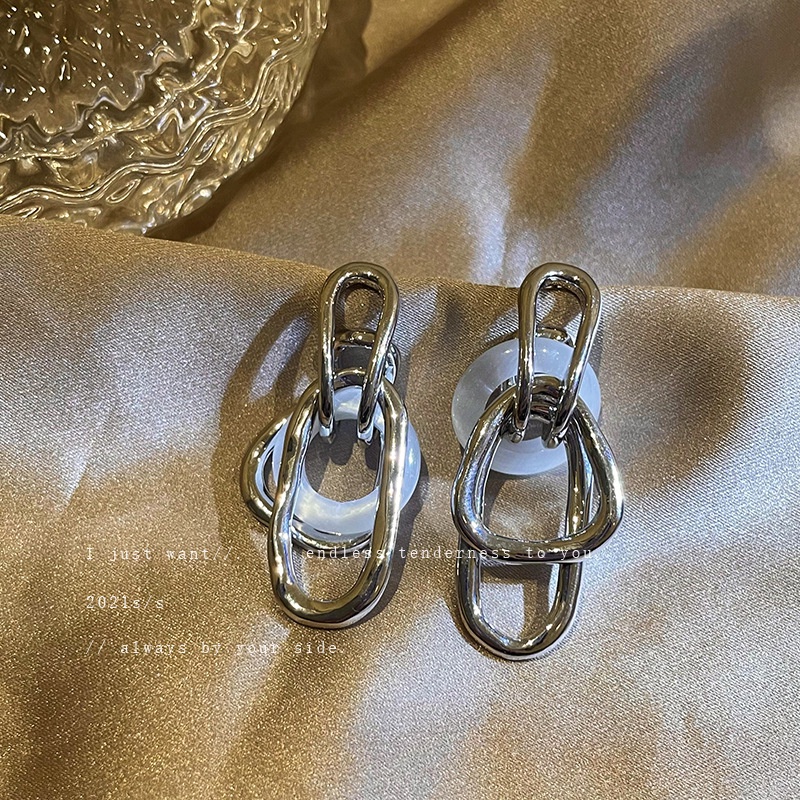925-silver-needle-geometric-earrings-korean-personality-design-cold-wind-stud-earrings-female-exquisite-versatile-retro