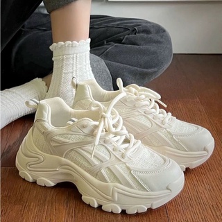 ภาพหน้าปกสินค้าSELINE รองเท้าผ้าใบ ผู้หญิง รองเท้าผู้หญิง ข้าวขาว เพิ่มพื้นรองเท้าหนา สวมใส่สบาย สูดอากาศ ดูสูงขึ้น BA082203 ที่เกี่ยวข้อง