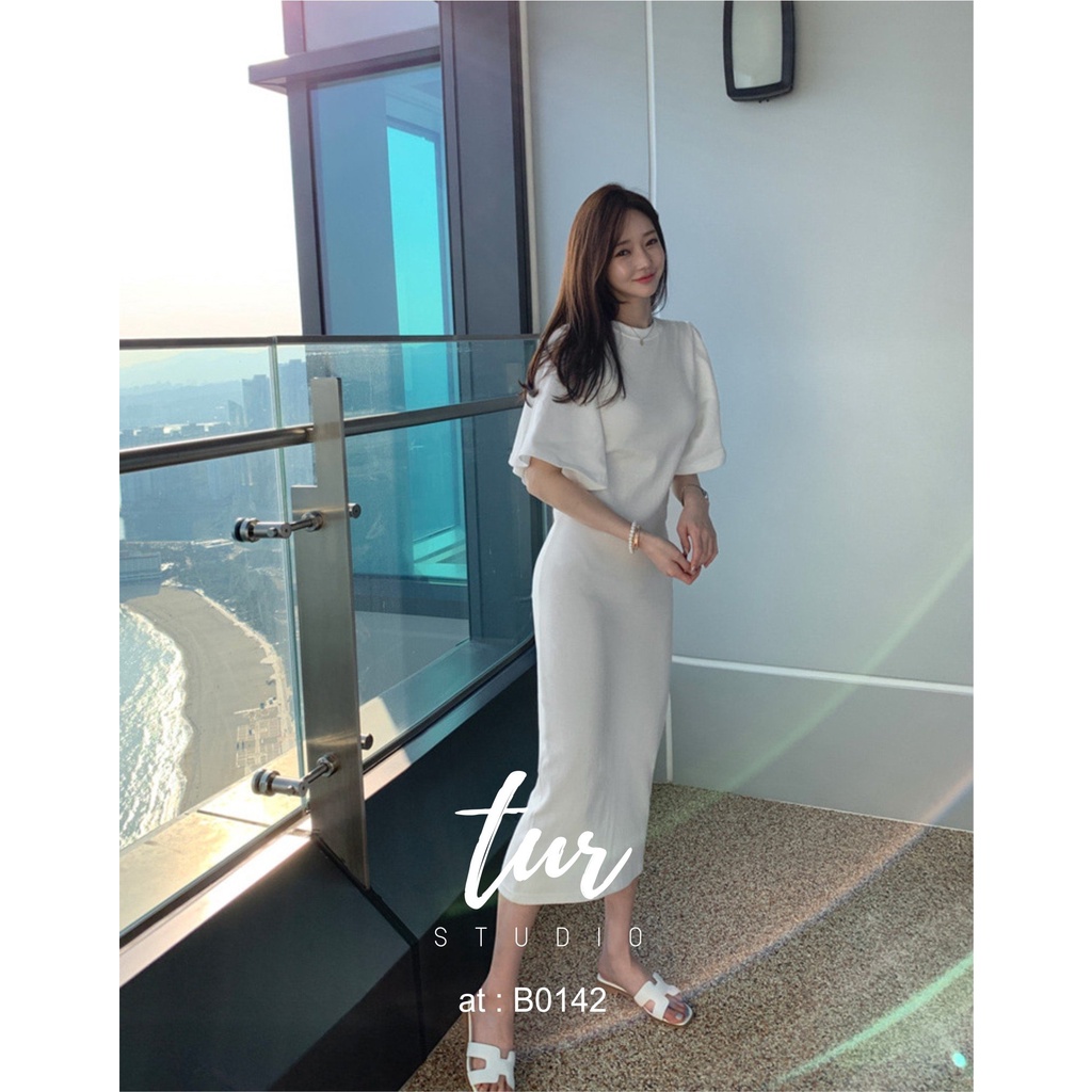 ชุดเดรสผ้ายืดสไตล์เกาหลี-แขนกระดิ่ง-ทรงเบสิค-เรียบง่าย