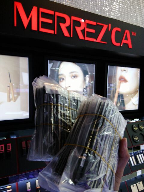 ภาพสินค้าคิ้ว Merrezca perfect brow เมอร์เรซกา เขียนคิ้ว สลิม ดินสอเขียนคิ้ว กันน้ำ Merrez'ca จากร้าน boombeautyonline บน Shopee ภาพที่ 3