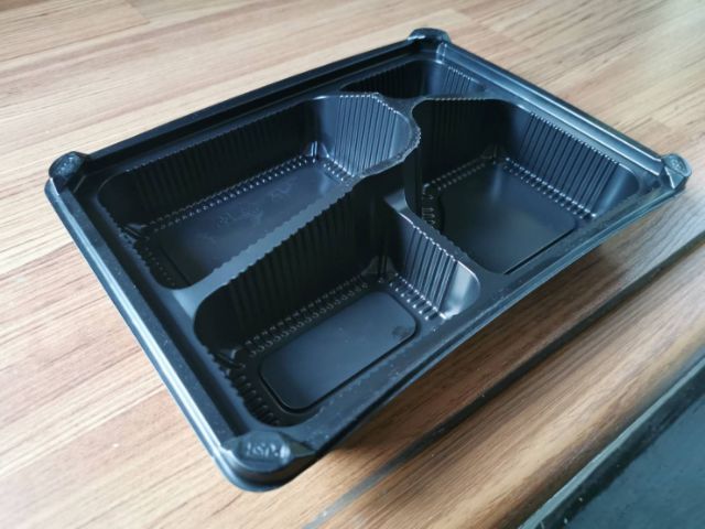 กล่องข้าวพลาสติก4ช่อง-สีดำ-ex401-50ชุด