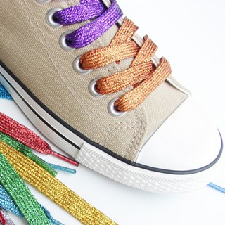 ภาพหน้าปกสินค้าเชือกผูกรองเท้า แบบแบน เมทัลลิก กลิตเตอร์ แวววาว ยาว 140 ซม. สําหรับรองเท้าลําลอง รองเท้าผ้าใบ หลากสี ที่เกี่ยวข้อง