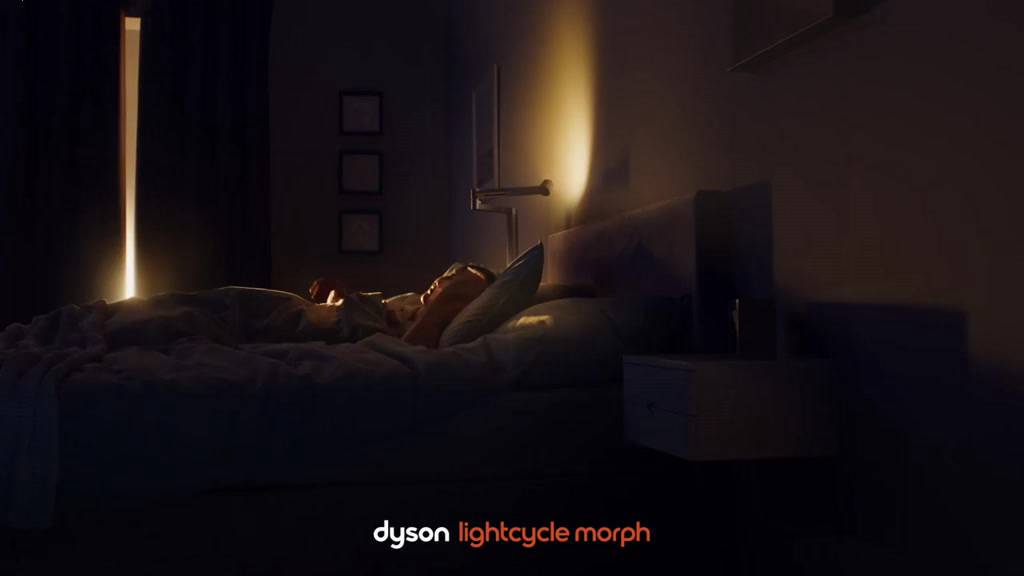 dyson-solarcycle-morph-desk-light-black-black-โคมไฟตั้งโต๊ะ-ไดสัน-สีดำ