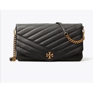 Tory Burch: Kira Chevron Clutch สีดำ