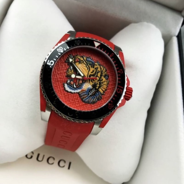 Gucci hot sale dive tiger