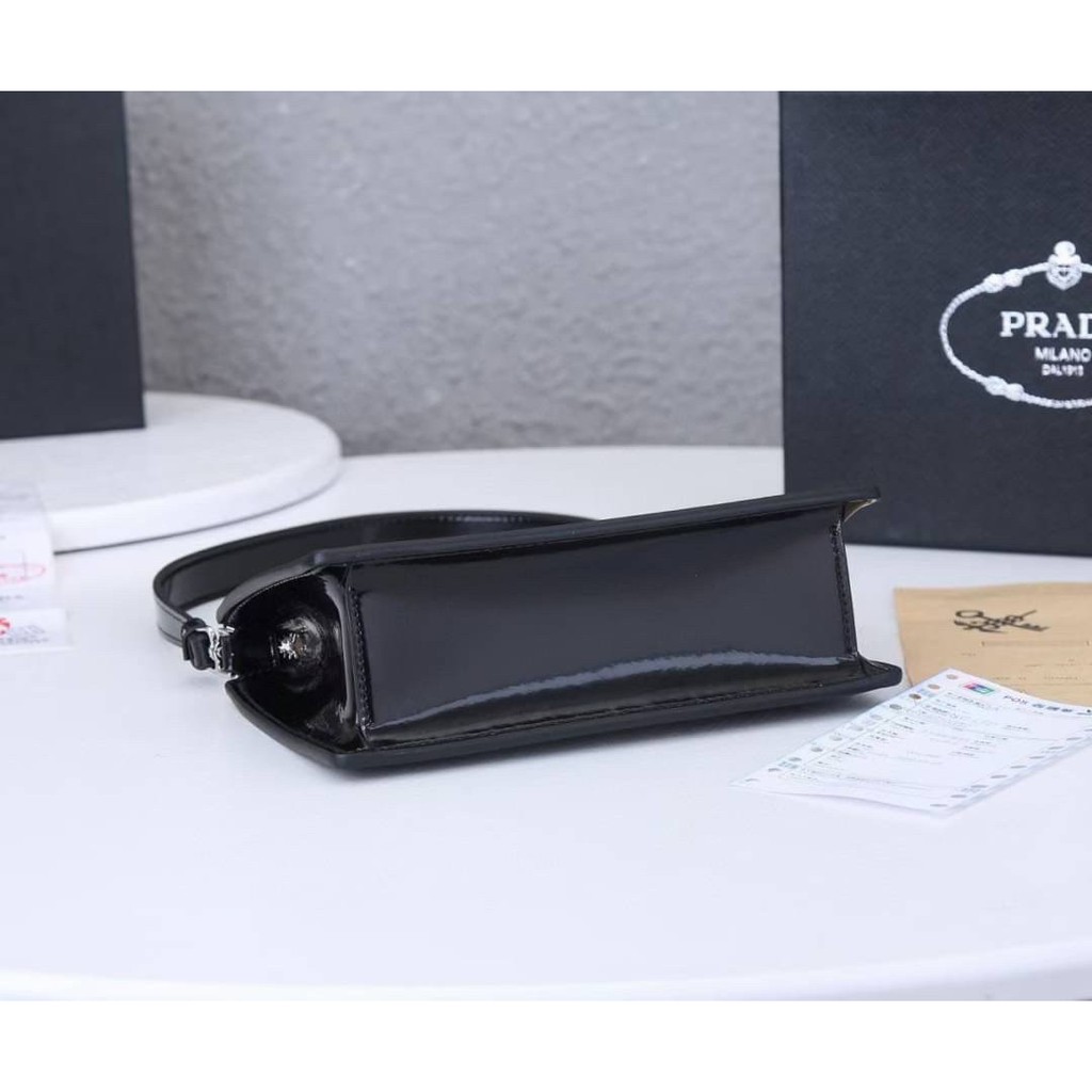 brushed-leather-mini-bag-สีดำ-grade-hiend-size-20cm-free-box-set