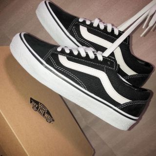 ภาพหน้าปกสินค้ารองเท้าสุดฮิต!!⭐ Vans Old Skool งานพรีเมี่ยม ใส่กับอะไรก็เท่ห์ ที่เกี่ยวข้อง