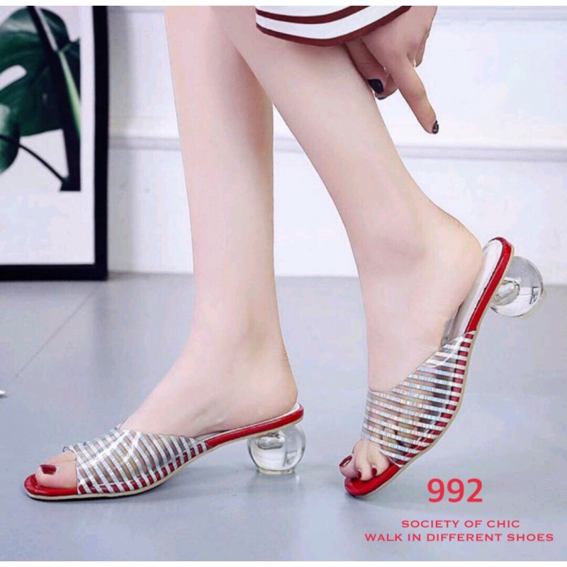 992-รองเท้าสไตล์สวม-เรียบหรู-สวยสุด