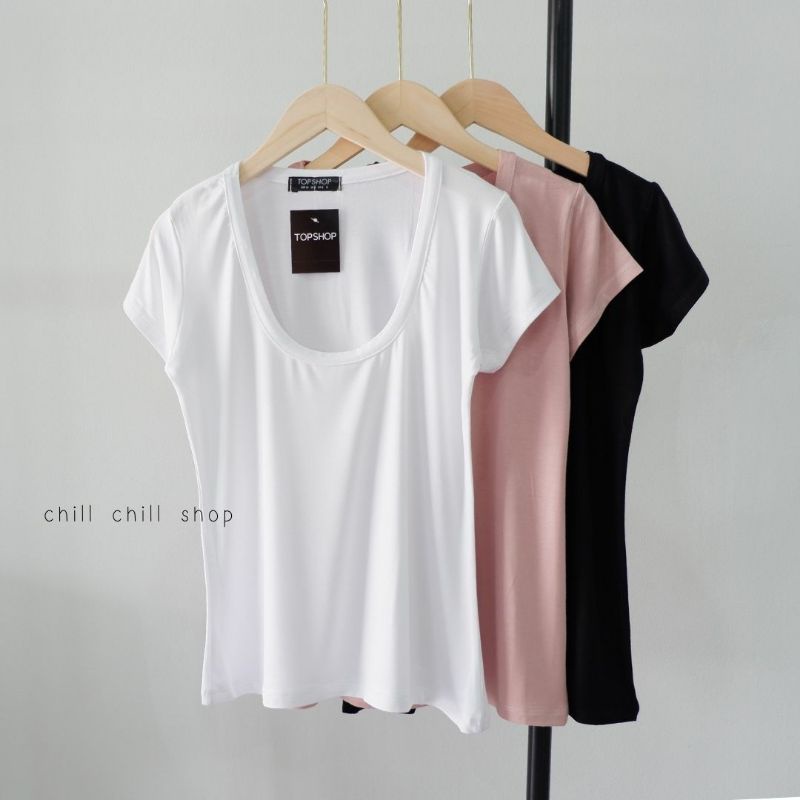 เสื้อคอยูทรงเข้ารูป-ผ้าเรย่อนเนื้อนิ่มเด้ง