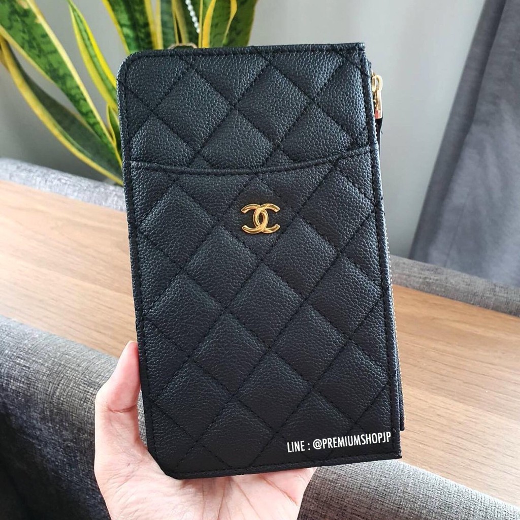 ภาพหน้าปกสินค้ากระเป๋าใส่สตางค์ CC Black Caviar Wallet Card Holder Counter VIP Gift แท้  สินค้ามีพร้อมส่งในไทยค่ะ