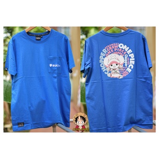 [โค้ดส่วนลด ANJUY60 ลดทันที 60.- เมื่อช้อปครบ 300.-] T-shirt DOP-1331 One Piece Chopper มีสีชมพูและสีฟ้า สินค้าลิขสิทธิ์