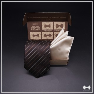 เซ็ทเนคน้ำตาลDark Chocลายขวาง+ ผ้าเช็ดหน้าสูท-Dark Brown Necktie+ Pocket square set