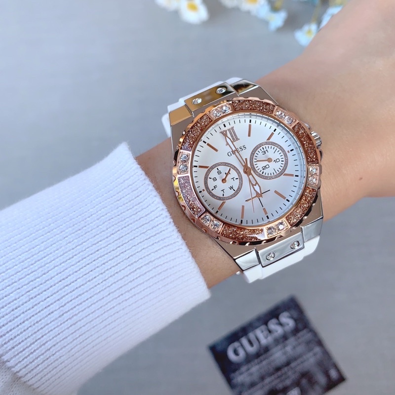 สด-ผ่อน-นาฬิกา-สายยางขาว-38-มิล-u1053l2-guess-womens-stainless-steel-stain-resistant-silicone-watch