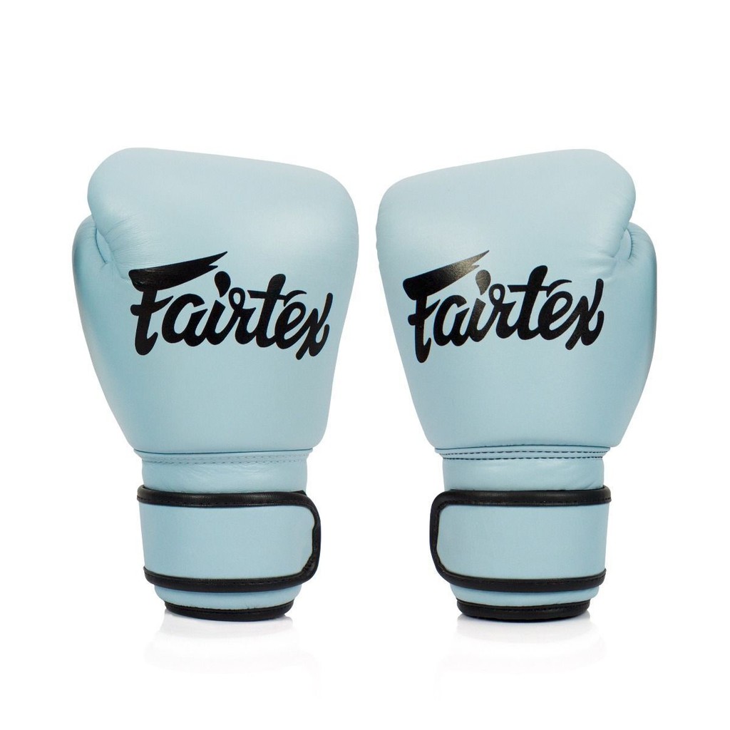ภาพหน้าปกสินค้านวมต่อยมวย Fairtex Boxing gloves BGV20 Pastel Blue Limted Edition หนังแท้ จากร้าน thequeenglobal บน Shopee