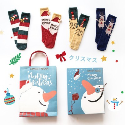 christmas-gift-box-เป็นเซตกล่อง-ถุงกระดาษ-ในกล่องบรรจุถุงเท้า4คู่