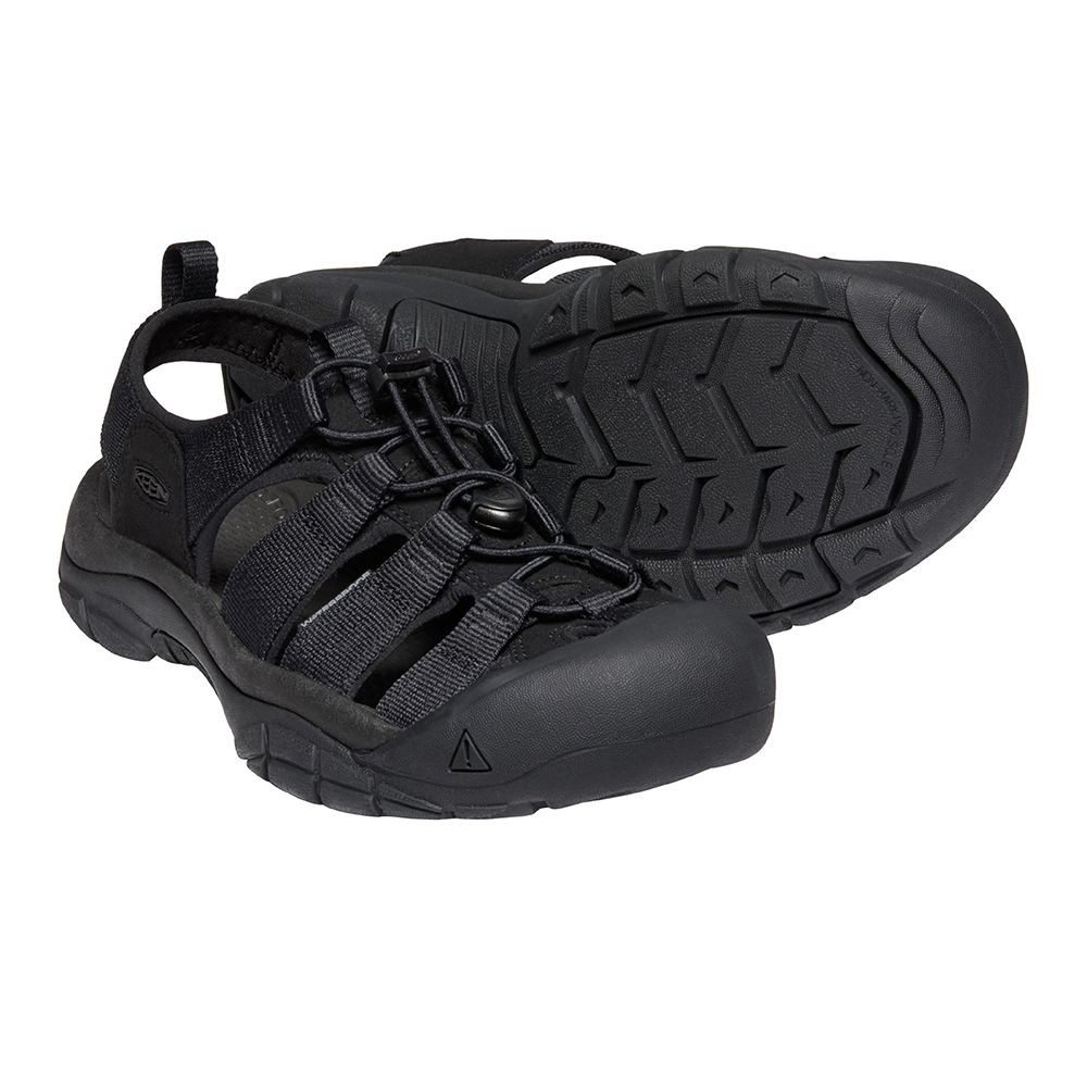 keen-รองเท้าผู้ชาย-รุ่น-mens-newport-h2-triple-black