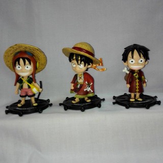 หุ่นLuffy จากOne Piece 3ตัว สูงประมาณ4.5นิ้ว