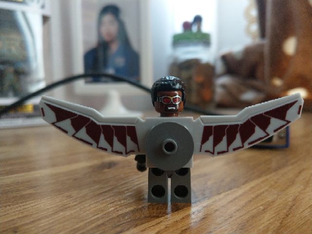 lego-falcon-civil-war