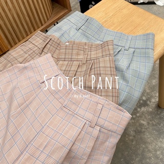 Scotch Pant กางเกงขากระบอกกลางลายสกอต สีออกเทา เนื้อผ้าไม่หนาแต่ไม่บางไม่โปร่งแสง ให้ลุคเรียบง่ายแต่สวย