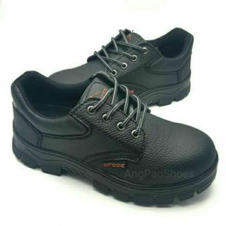 ภาพขนาดย่อของภาพหน้าปกสินค้าส่งไว  ราคา   รองเท้านิรภัย รองเท้าหัวเหล็ก รองเท้า SAFETY Shoes CROCE ไซส์​ : 36 - 46 จากร้าน angpaoshoe บน Shopee