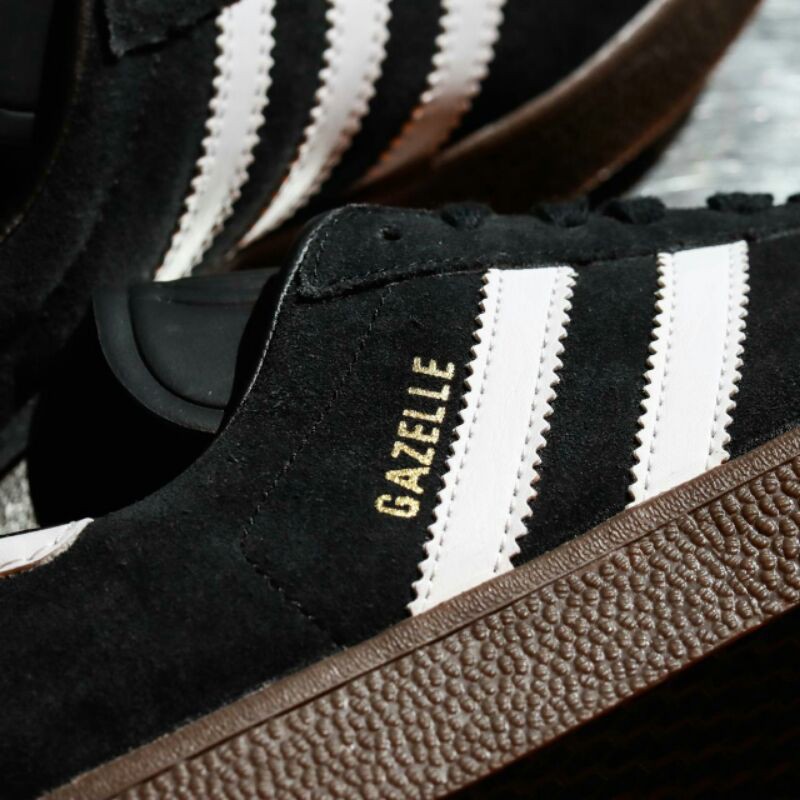 gazelle-หมากฝรั่งสีดําสีขาวสําหรับพื้นรองเท้า