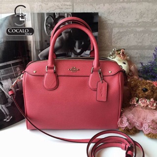 Coach Crossbody สีสตอเบอร์รี่ สวยๆ พร้อมส่งค่ะ (สีน้ำรูปแรก คือสีตามจริงนะคะ)