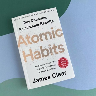 ภาพหน้าปกสินค้าAtomic Habits James Clear Bestseller Book English วรรณกรรม ฉบับภาษาอังกฤษ การพัฒนานิสัย ที่เกี่ยวข้อง
