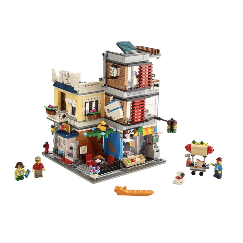 lego-creator-creator-3-in-1-31097-townhouse-pet-shop-amp-caf