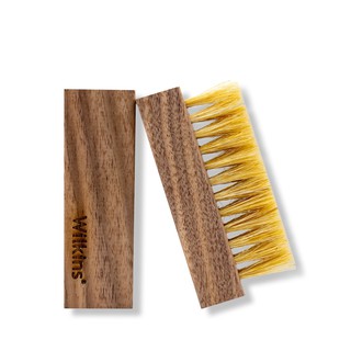 ภาพหน้าปกสินค้าแปรงขนสัตว์ - Wilkins Special Walnut Brush [ สำหรับรองเท้าชั้นนำโดยเฉพาะ ] ที่เกี่ยวข้อง