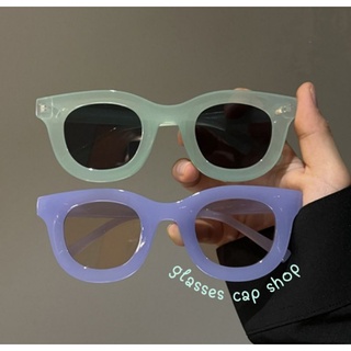 ภาพหน้าปกสินค้าNew แว่นตาแฟชั่น 2022 แว่นตากันแดดสีพาสเทล [สินค้าพร้อมส่ง มีเก็บปลายทาง] ที่เกี่ยวข้อง