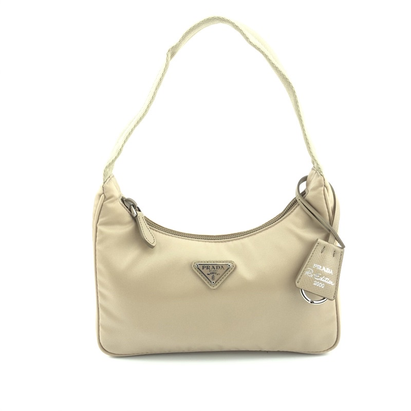 prada-hobo-re-edition-2000-deserto