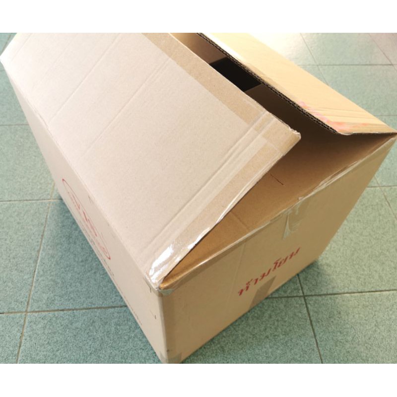 ภาพสินค้า*ใหญ่ดี* 43*53*38cm กล่องลูกฟูก กล่องใหญ่  กล่องขนย้าย กล่องลัง ขนของ เก็บเอกสาร ลังกระดาษ มือสอง ราคาถูก จากร้าน bpk_kk บน Shopee ภาพที่ 5