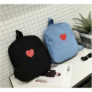 ใบละ 290บาท
กระเป๋าสะพายหลังหัวใจเกาหลี💟
ผ้าแคนวาส สายปรับได้
ขนาด : สูง 31 ซม. กว้าง 27 ซม. หนา 8 ซม