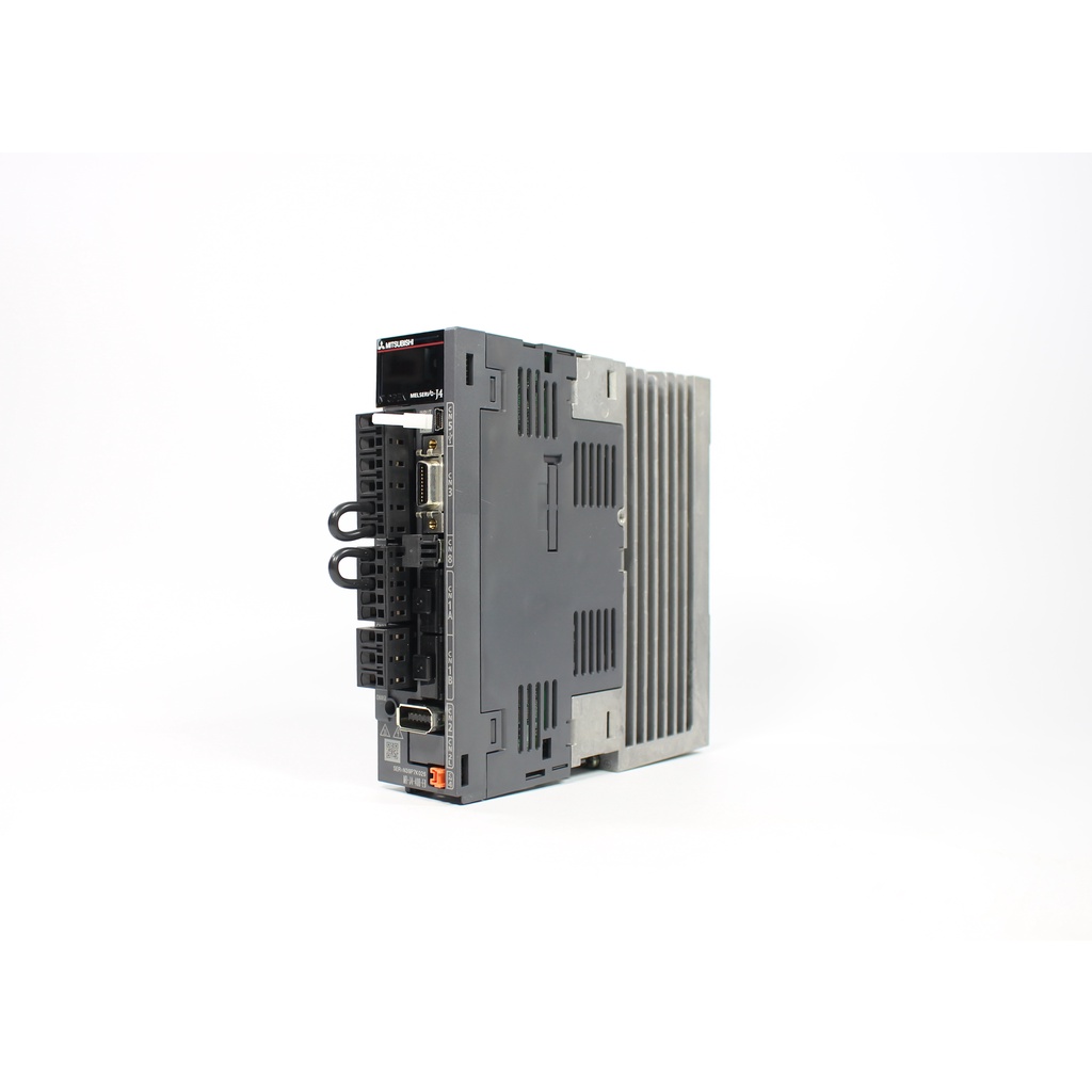 Mitsubishi MR-J4-40B Servo Drive MRJ440B New In Box