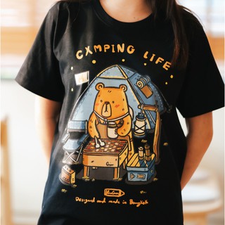 เสื้อยืดผู้หญิงแฟชั่นCamping Life T-shirt เสื้อยืด สีดำ และ สีแดง ลายน้องหมีแคมป์ปิ้ง Premium Cotton Comp 10